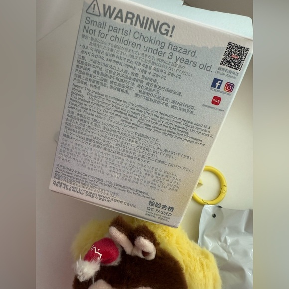 Nwt Labubu Pop Mart X THE MONSTERS: Classic Series Sparkly Star Plush Pendant - Picture 8 of 8